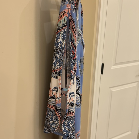 Roz & Ali Dress with cut-out arm detail - Picture 2 of 2